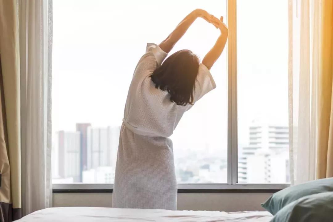 晨起這7個(gè)癥狀，說(shuō)明虛寒入骨，此時(shí)艾灸正當(dāng)時(shí)!